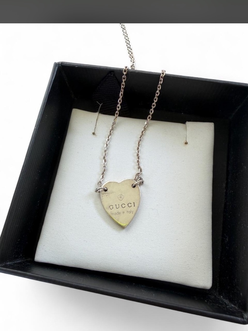 Gucci Sterling Silver Heart Pendant Necklace - Silver